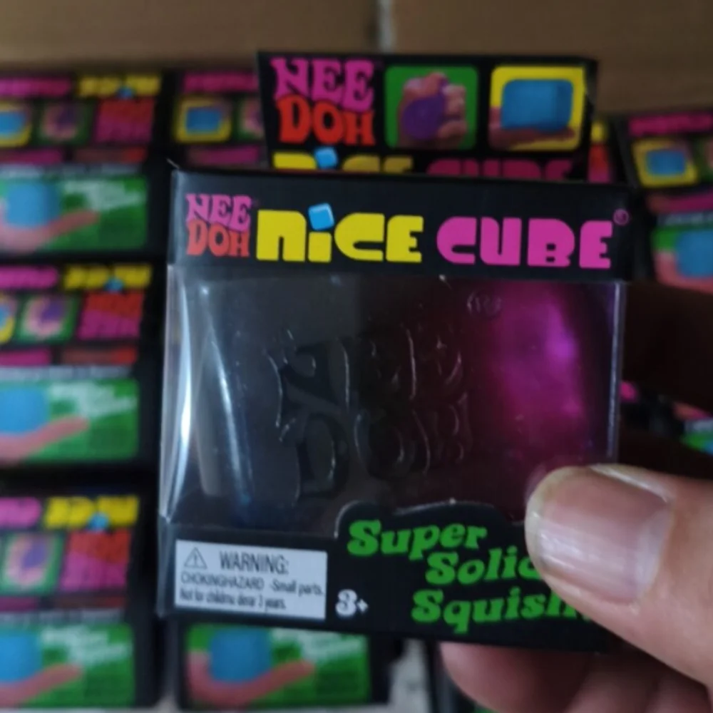 NEEDOH Rainbow Cube Squishy Fi - огляд і ціна Fidget Cube Original